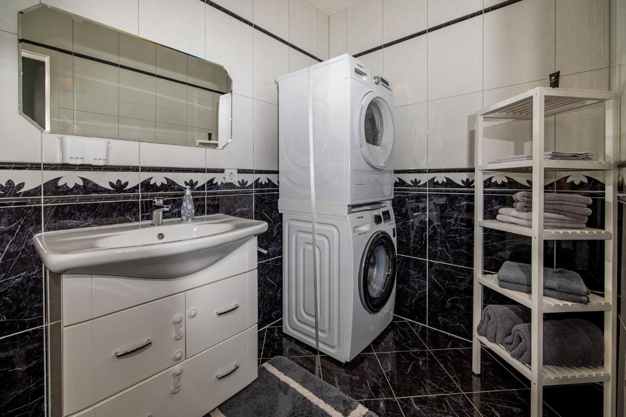 Ferienwohnung Melissa Villingen-Schwenningen Esterno foto
